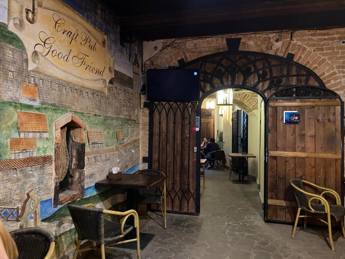 Квартира В Центрі На Вулиці Лесі Українка 19 Lviv Buitenkant foto