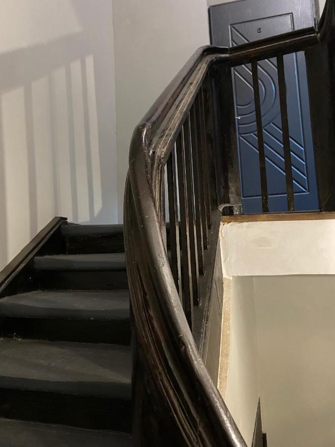 Квартира В Центрі На Вулиці Лесі Українка 19 Lviv Buitenkant foto