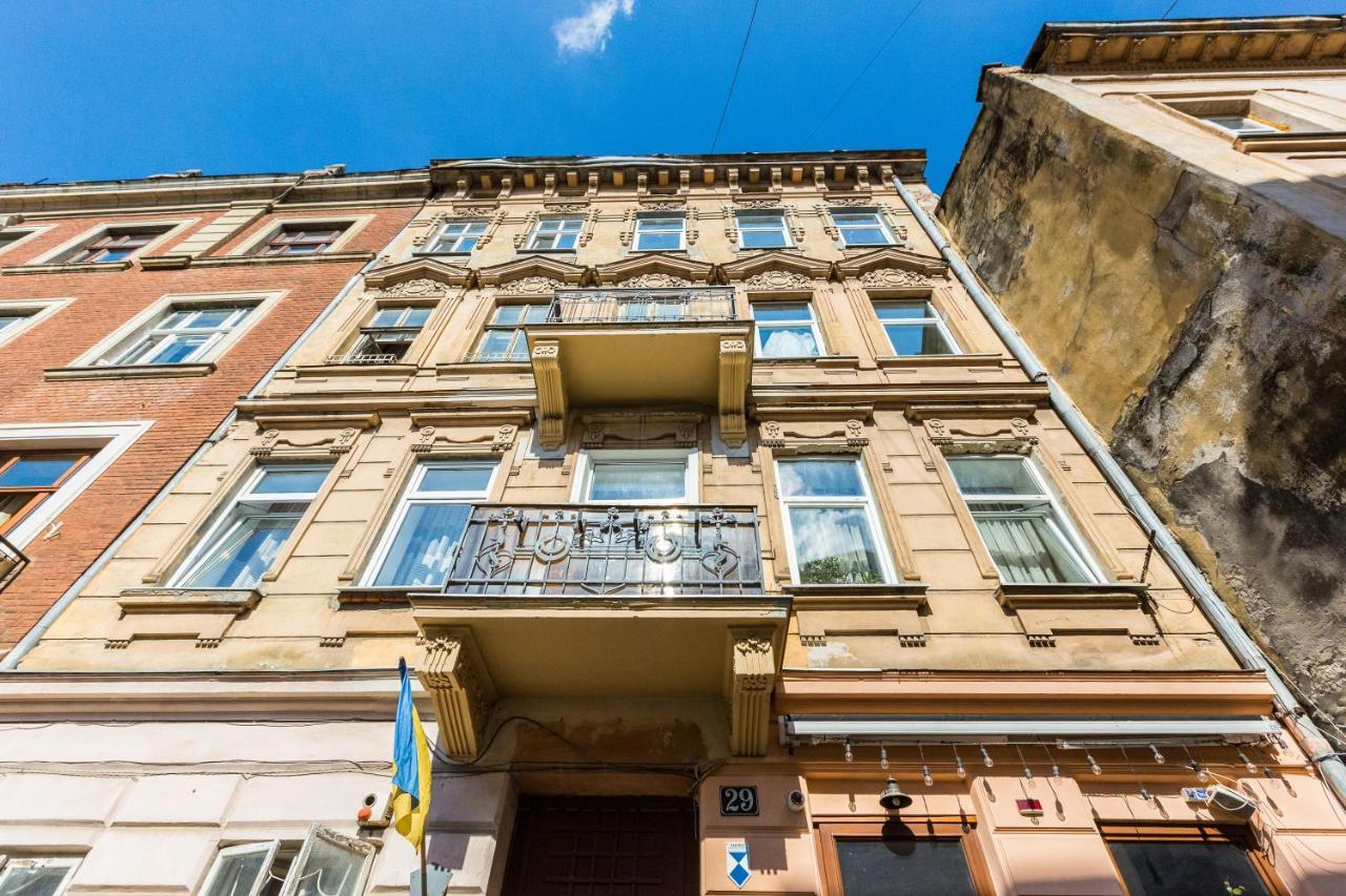 Квартира В Центрі На Вулиці Лесі Українка 19 Lviv Buitenkant foto